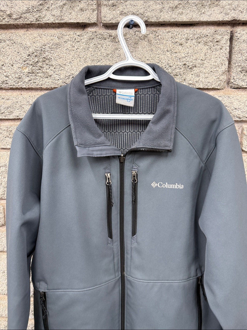 Columbia Men's Slate Gray Softshell Performance Jacket - Picture 5 of 7